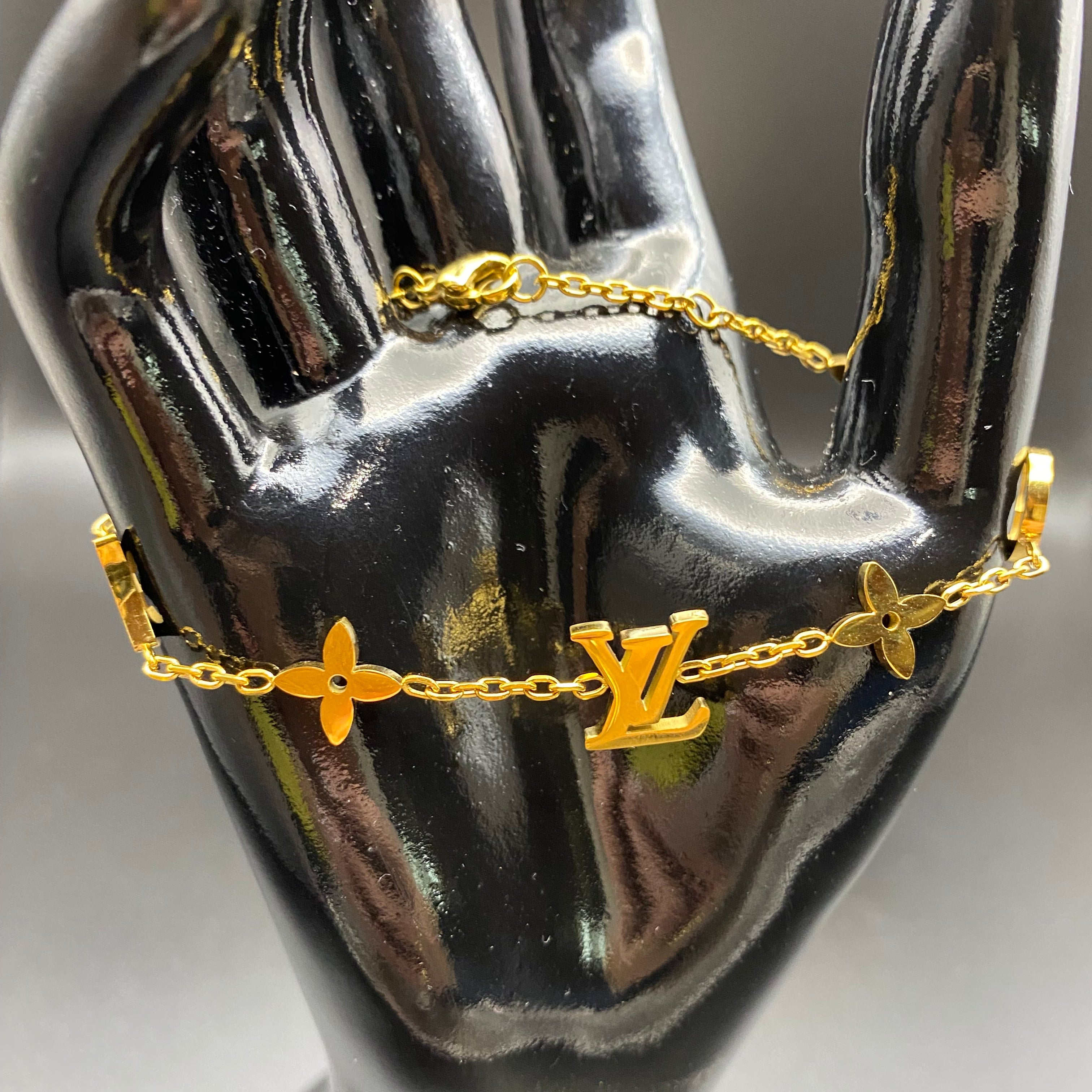 Loui Flower Bracelet