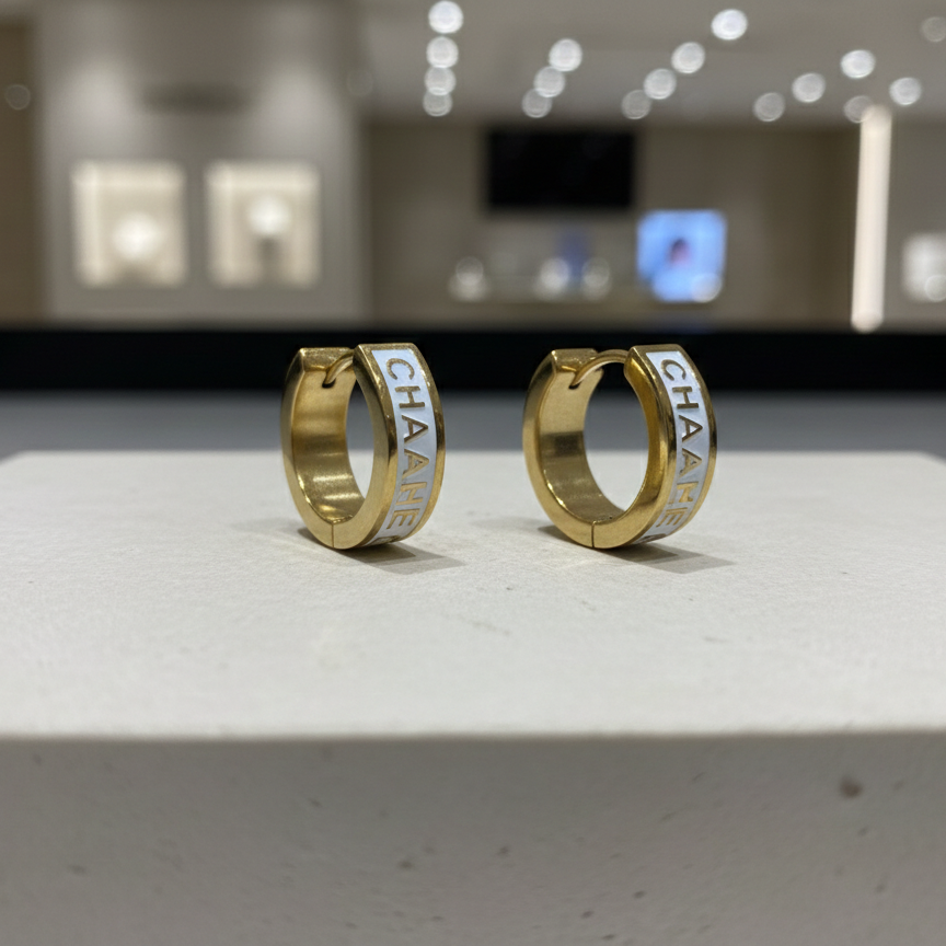 Peyton CC White on Gold Hugs