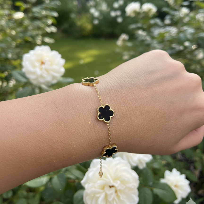 FIVE -Four Leaf Clover