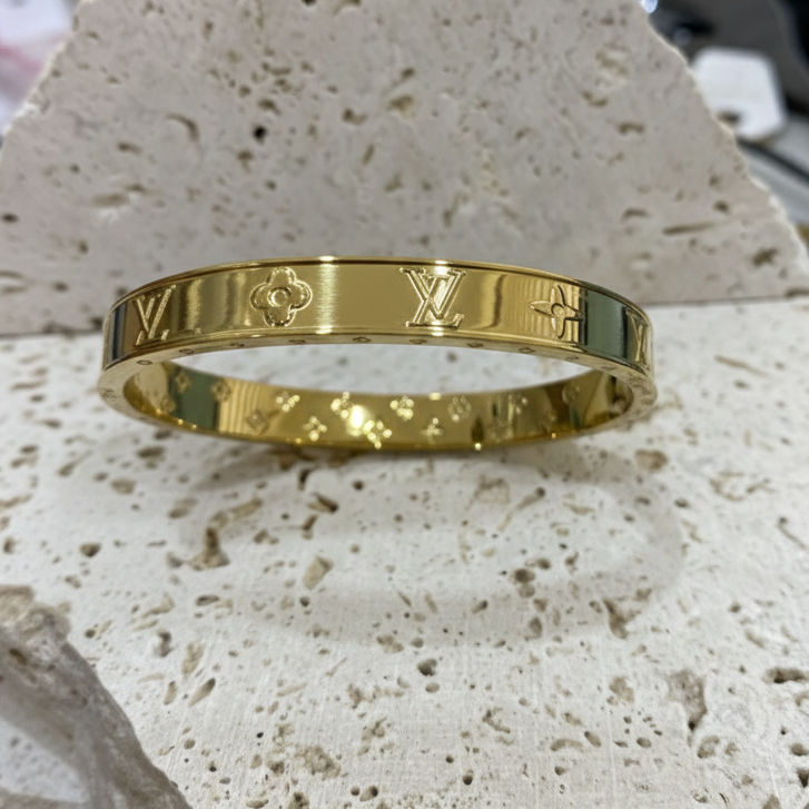 LOUI 18k Bangle