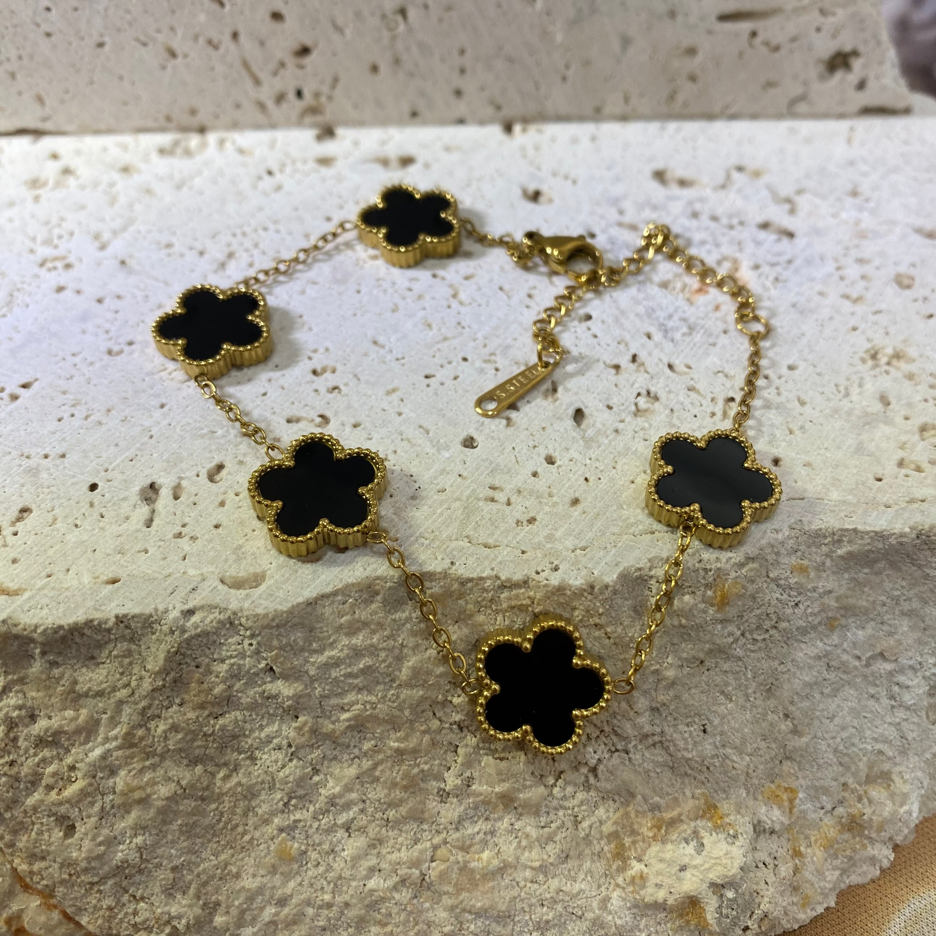 FIVE-Four Leaf Clover Black