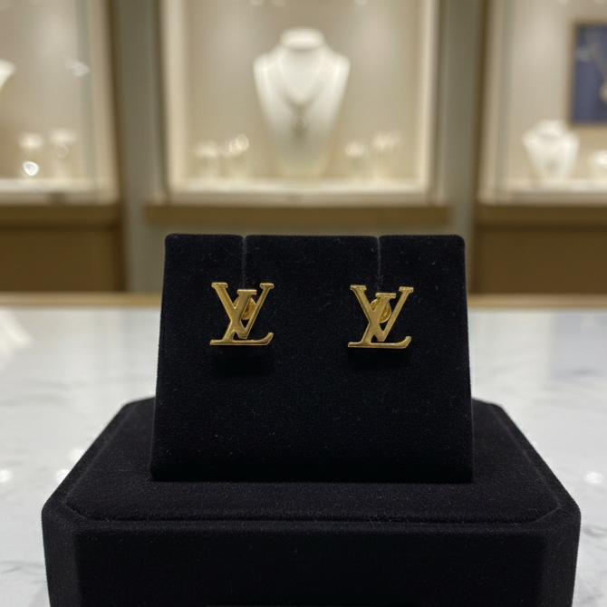 Loui Gold Studs