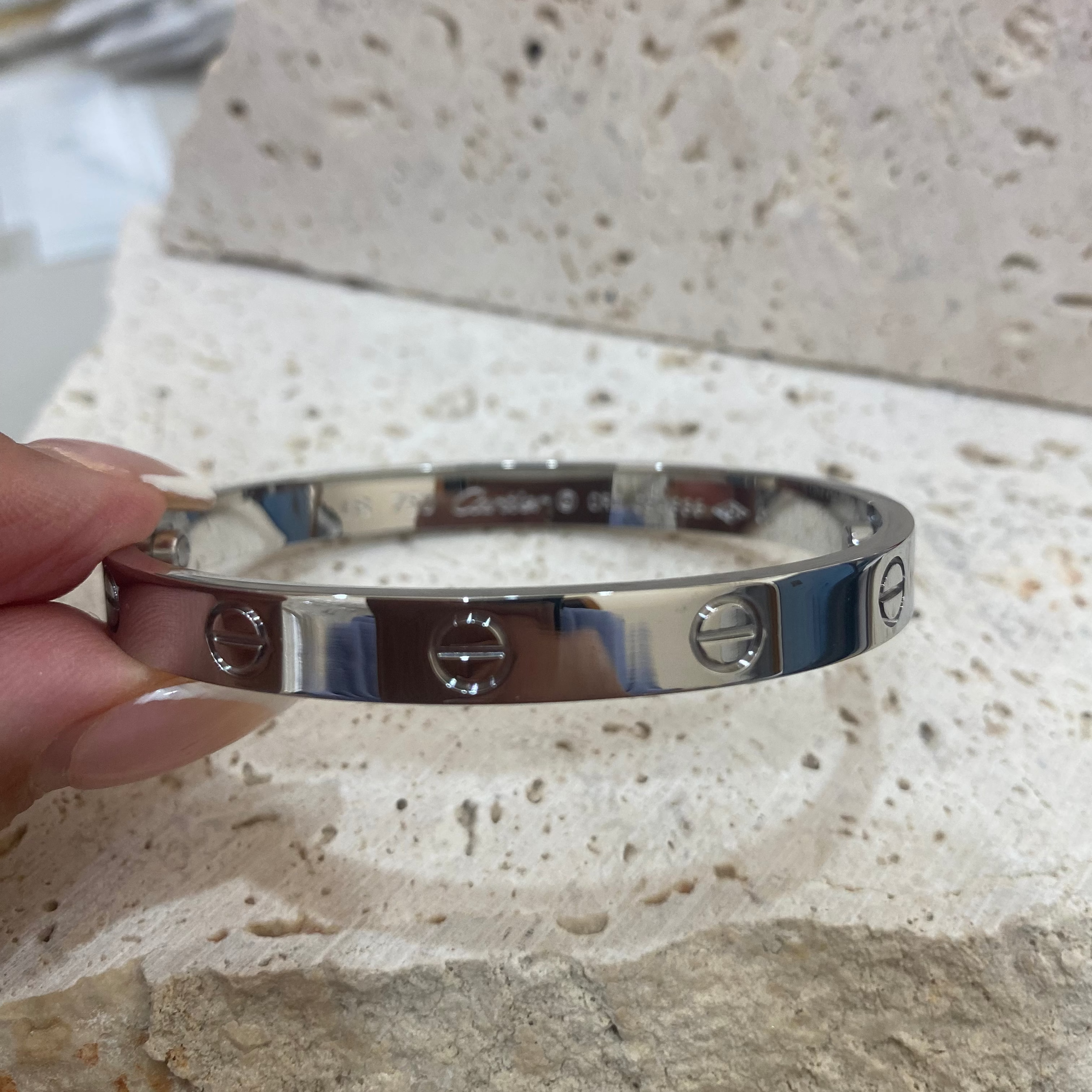 AUTUMN SILVER SCREW ON BANGLE