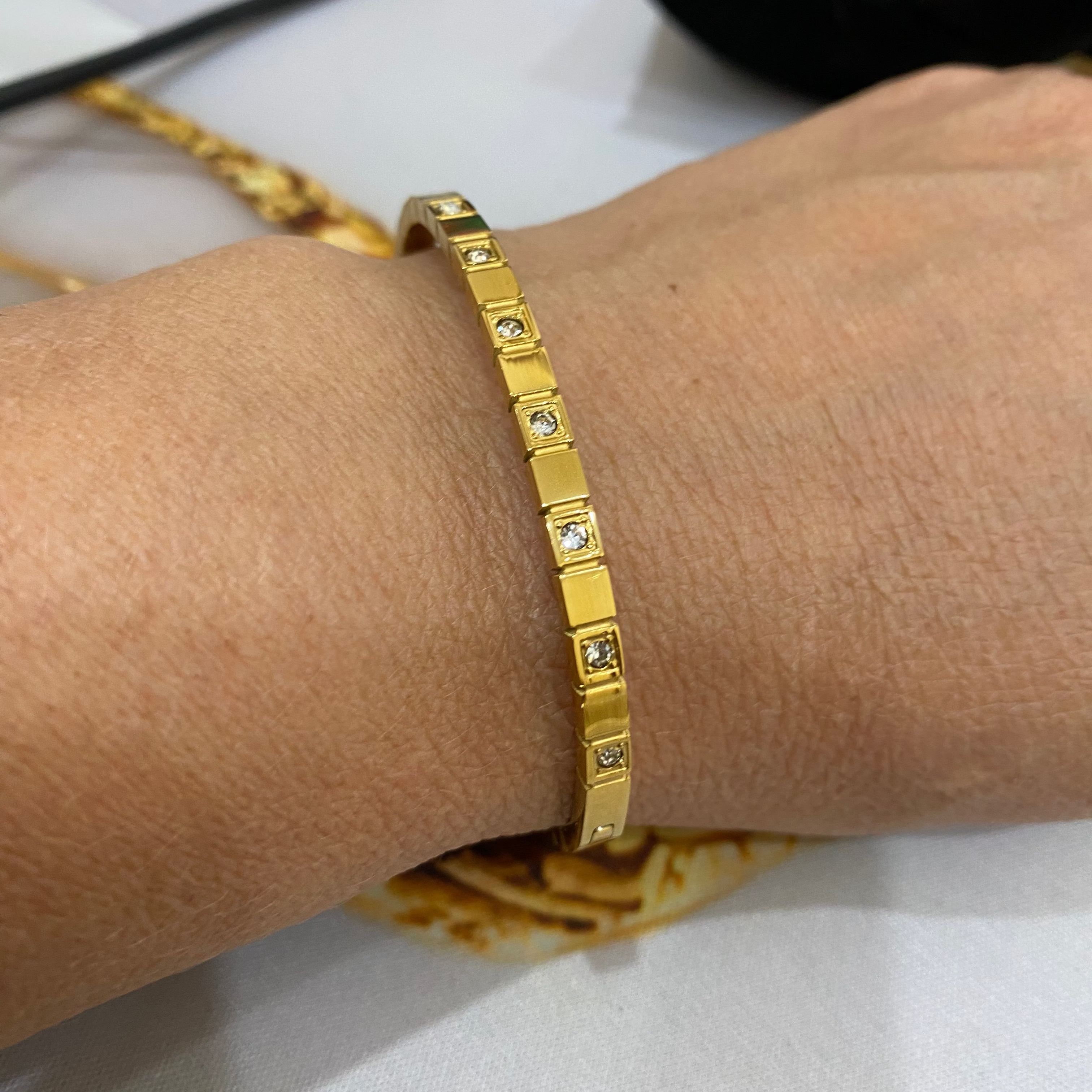 SHILOH 4mm GOLD/SILVER Dimond Bangle