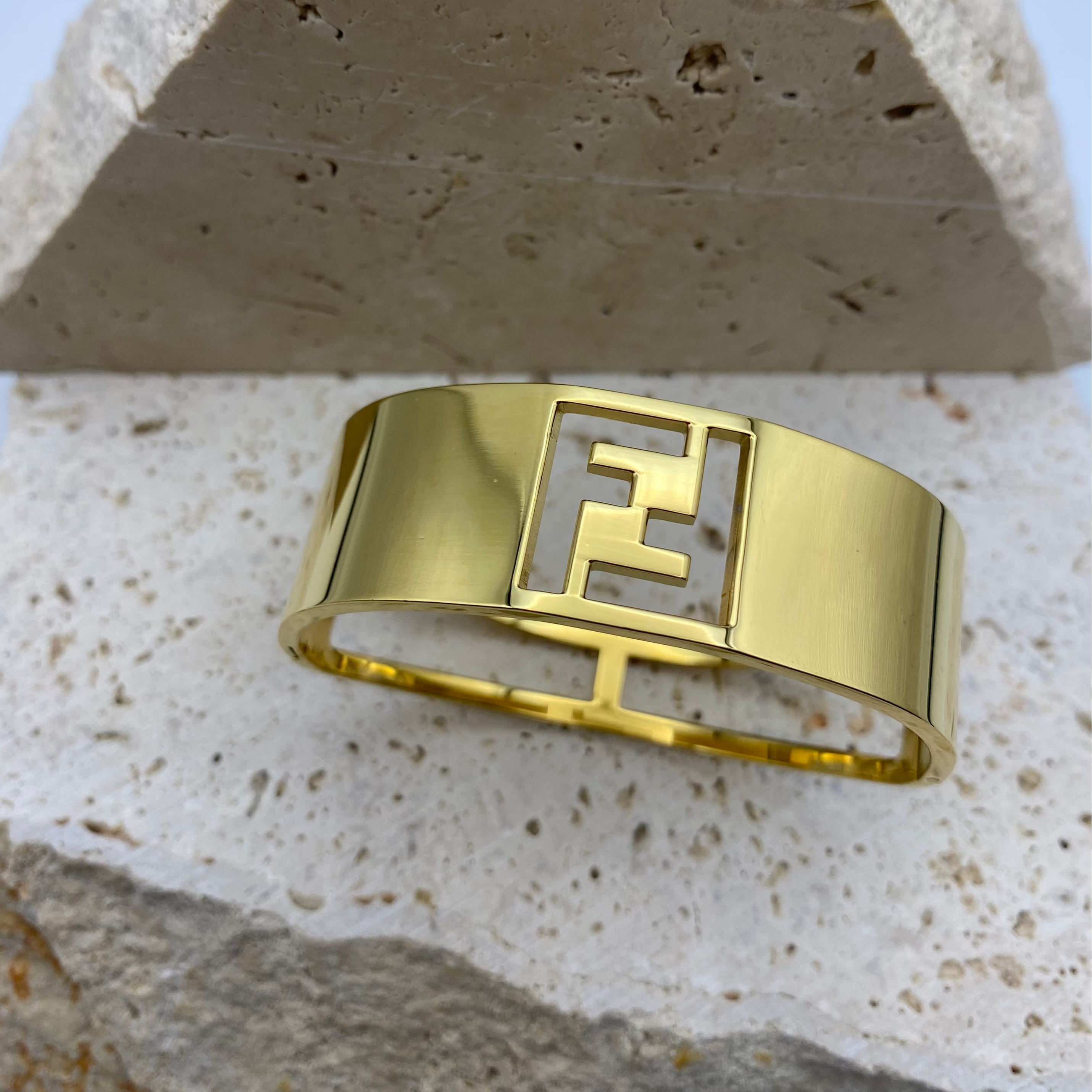 F WIDE -BAND CUFF GOLD/SILVER
