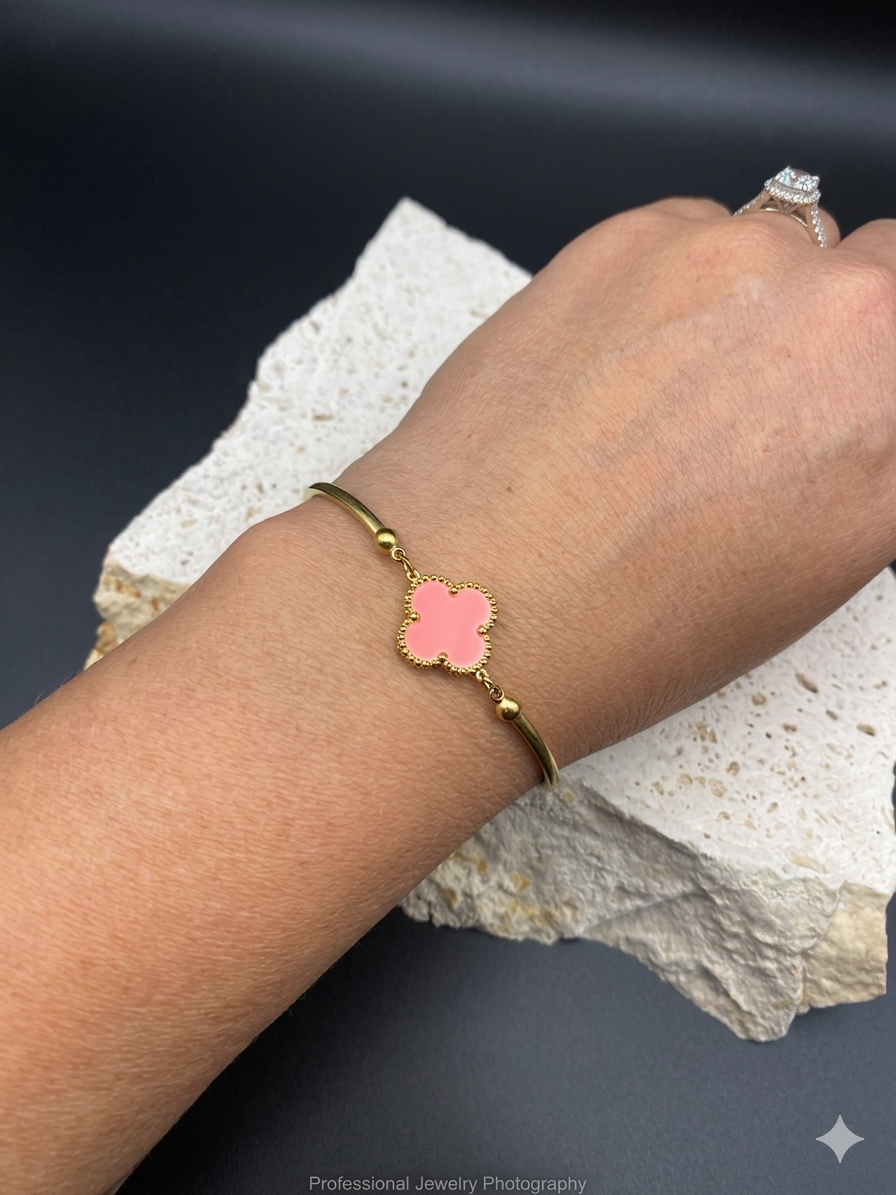 Four-leaf Clover Gold Bangles