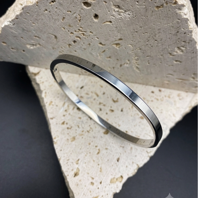 4mm Sleek Bangle