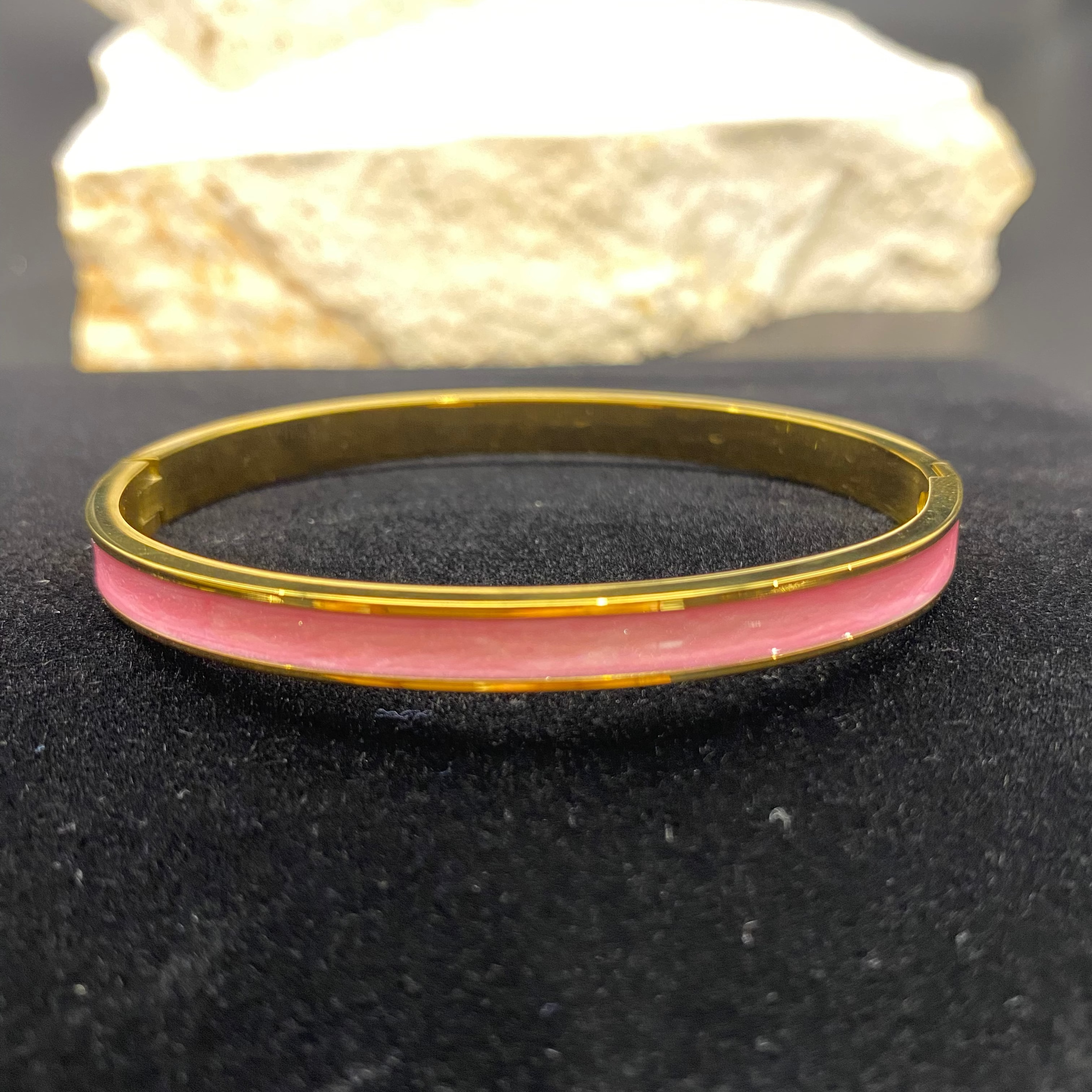 Milla Pink Bangle